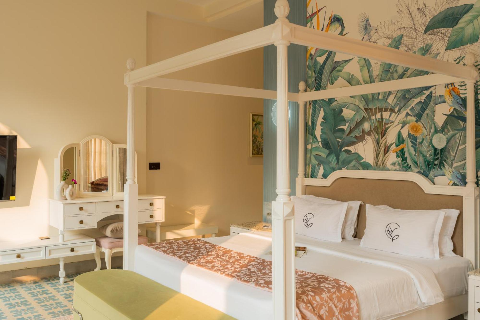 Elivaas 4 Bhk Villa With Pvt Pool & Jacuzzi-Yashgeet Siolim Buitenkant foto