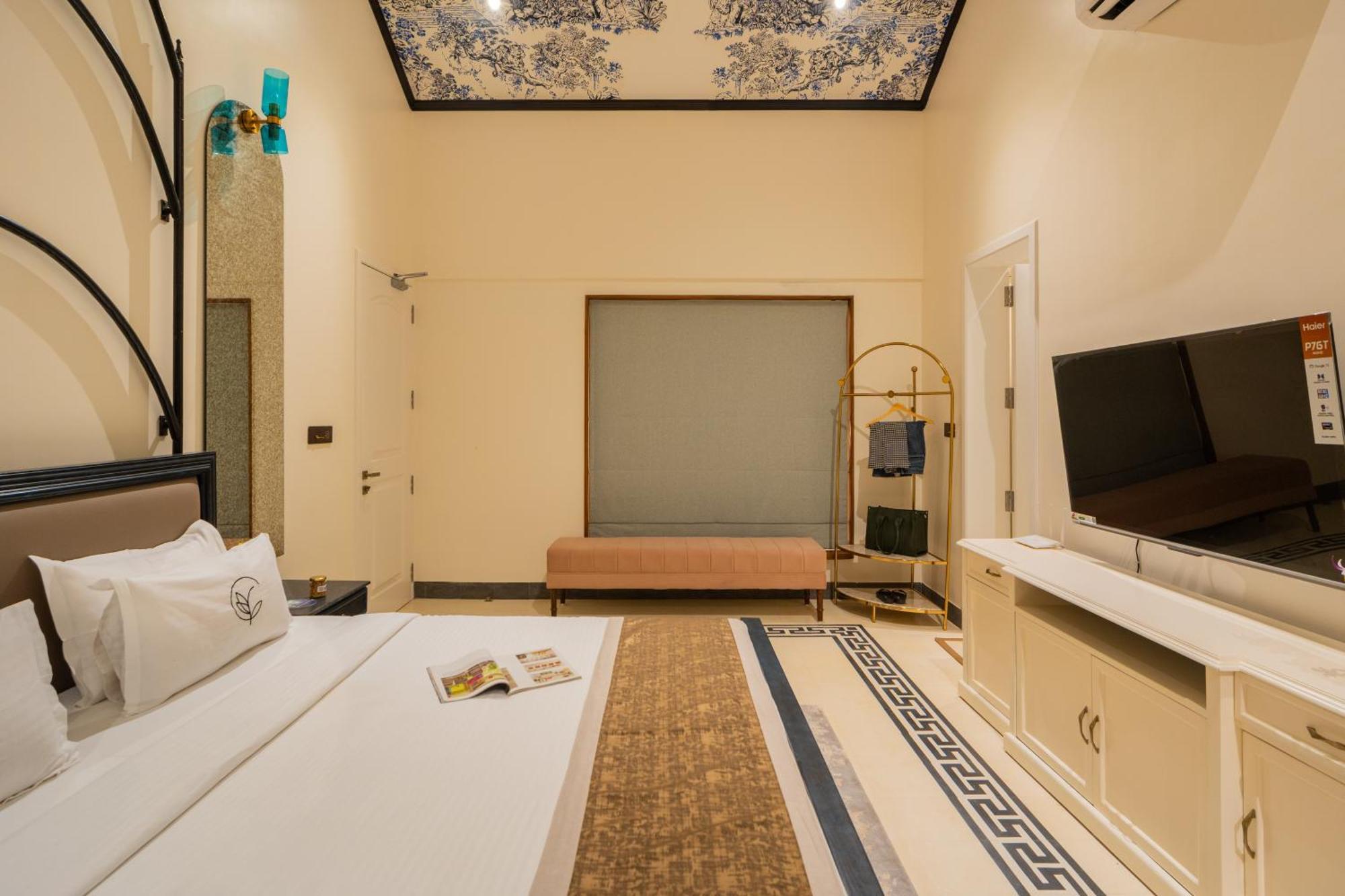 Elivaas 4 Bhk Villa With Pvt Pool & Jacuzzi-Yashgeet Siolim Buitenkant foto