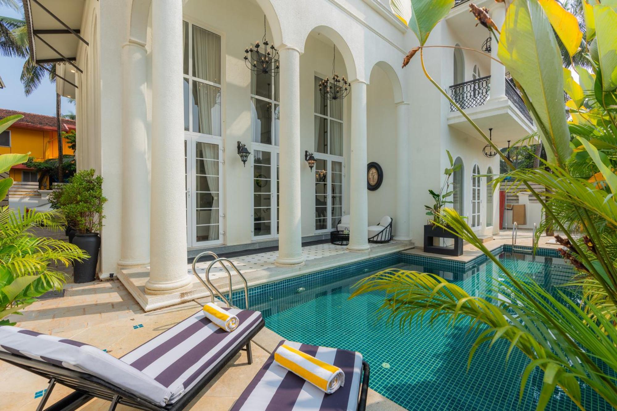 Elivaas 4 Bhk Villa With Pvt Pool & Jacuzzi-Yashgeet Siolim Buitenkant foto