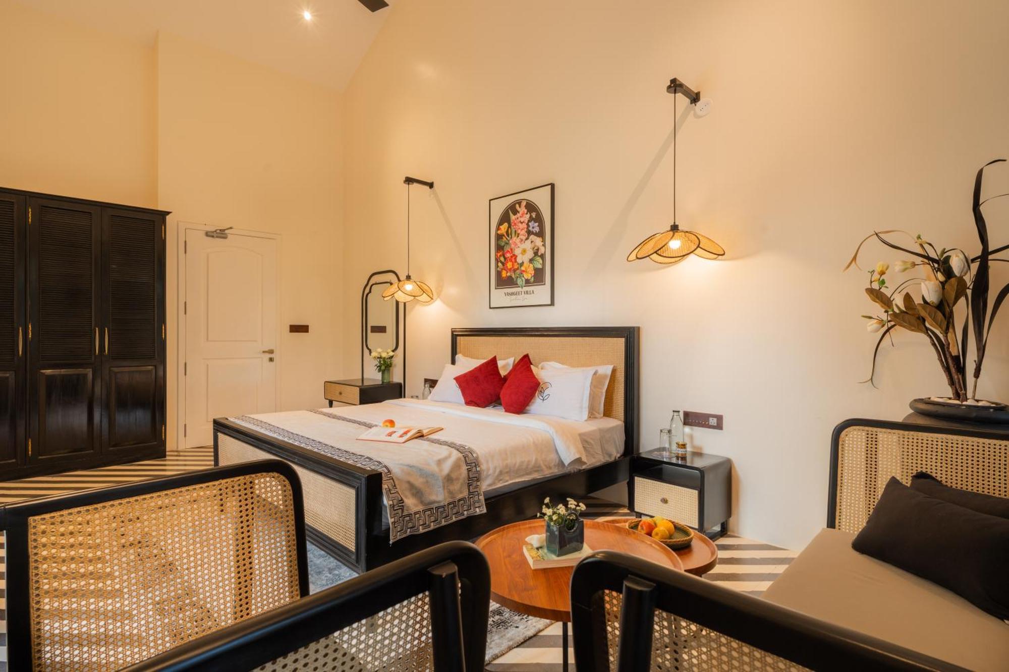 Elivaas 4 Bhk Villa With Pvt Pool & Jacuzzi-Yashgeet Siolim Buitenkant foto