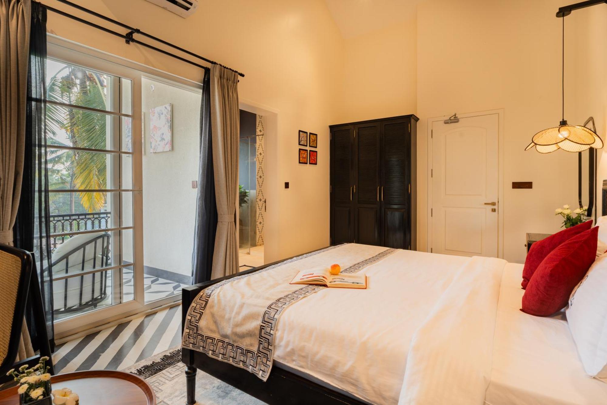 Elivaas 4 Bhk Villa With Pvt Pool & Jacuzzi-Yashgeet Siolim Buitenkant foto