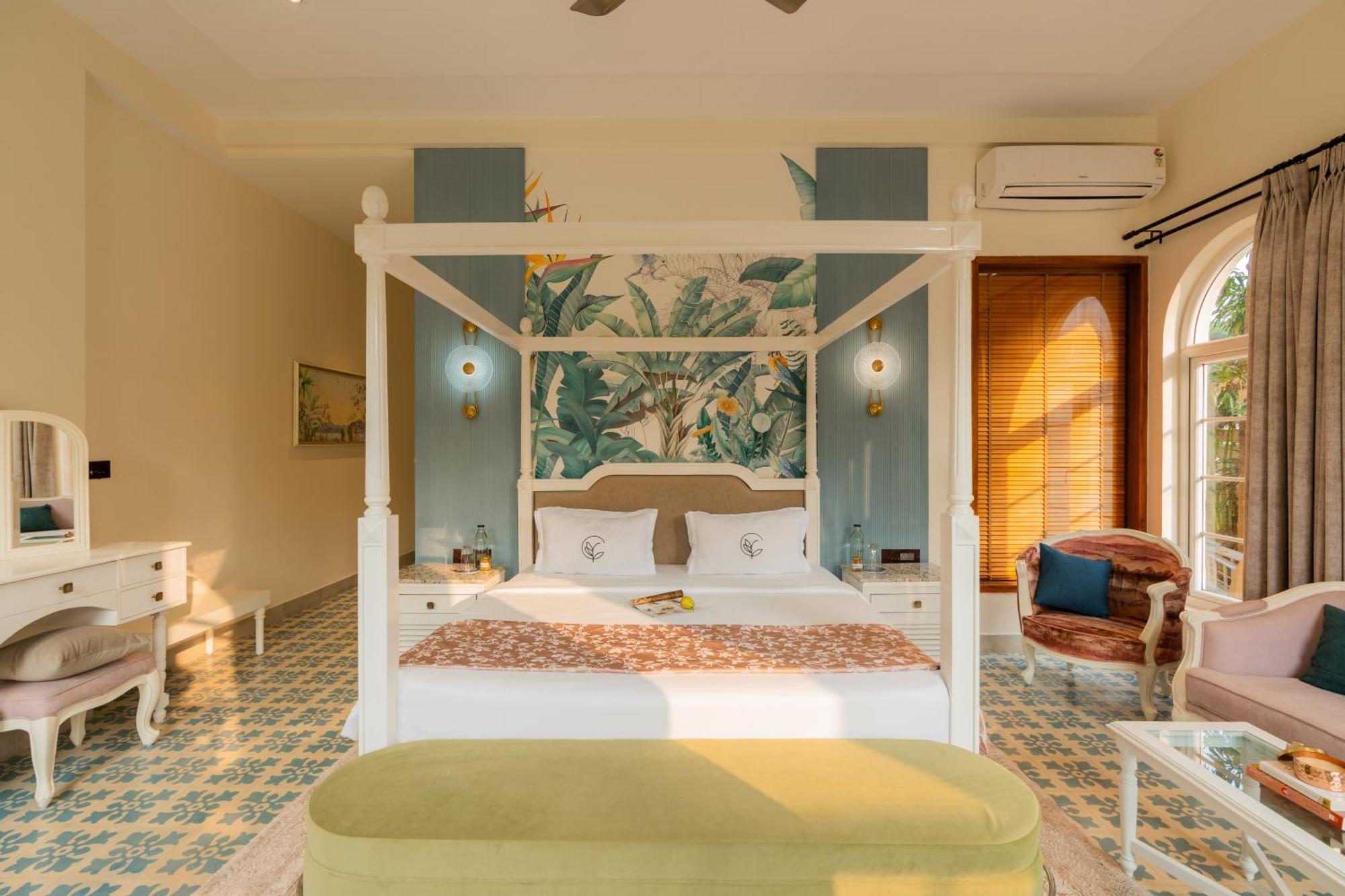 Elivaas 4 Bhk Villa With Pvt Pool & Jacuzzi-Yashgeet Siolim Buitenkant foto