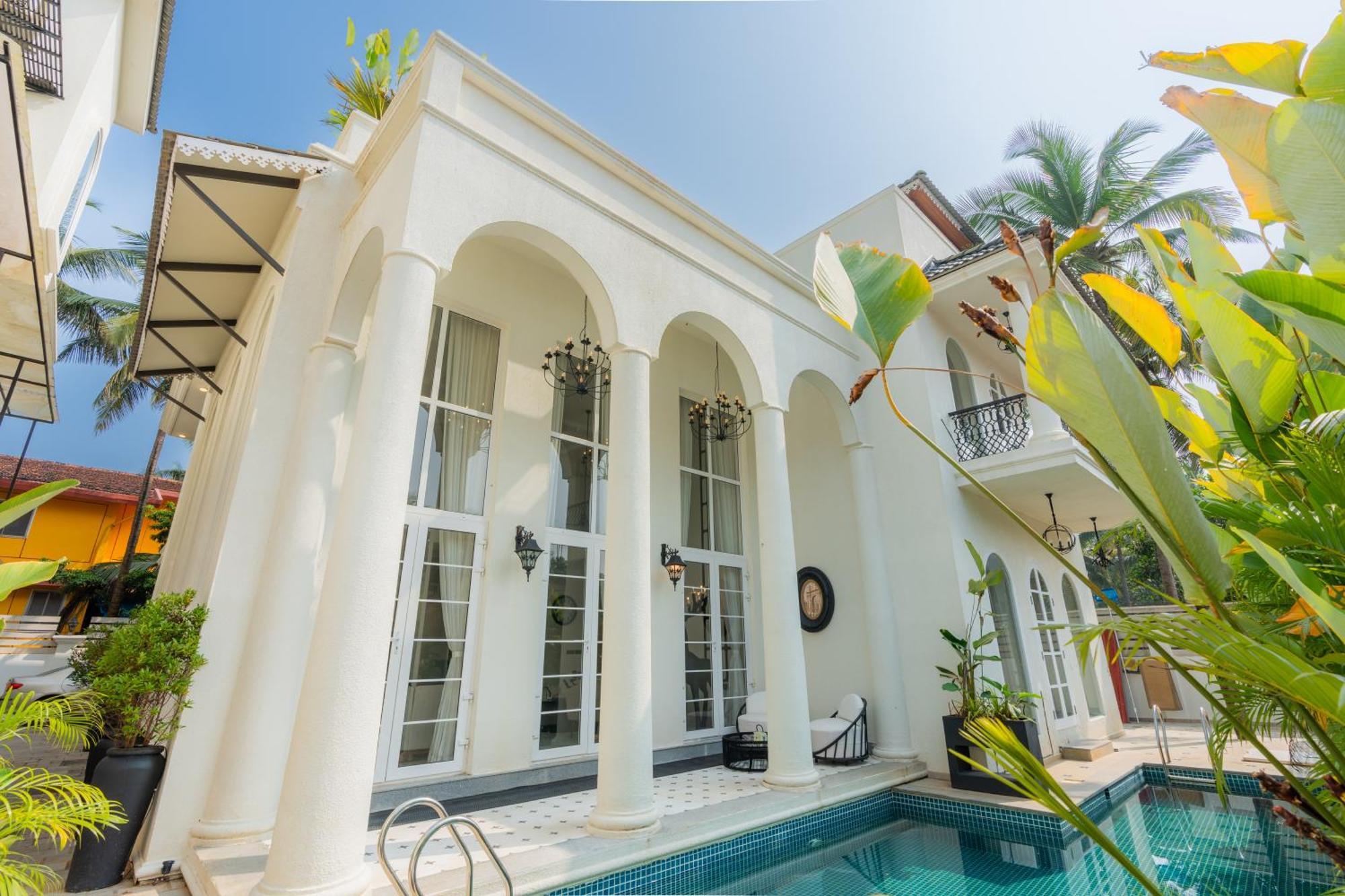 Elivaas 4 Bhk Villa With Pvt Pool & Jacuzzi-Yashgeet Siolim Buitenkant foto