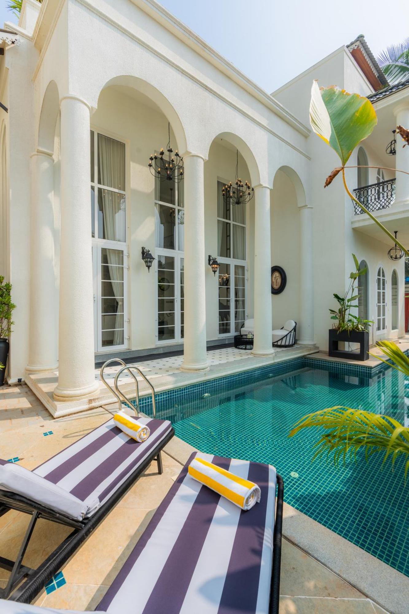 Elivaas 4 Bhk Villa With Pvt Pool & Jacuzzi-Yashgeet Siolim Buitenkant foto